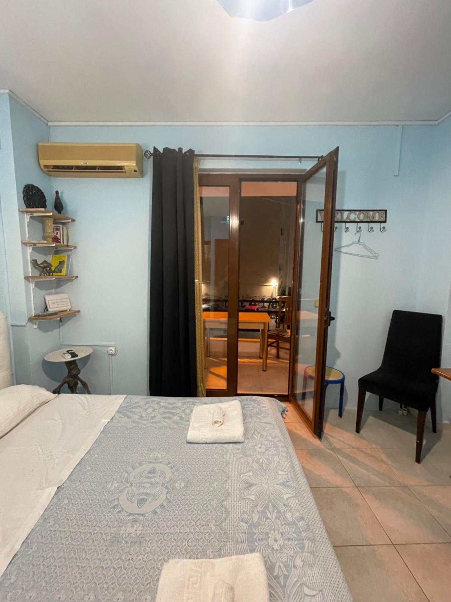 Micro-Studio Ираклион Экстерьер фото